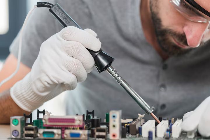 Machine Repairing Insights: Informative Guide for Learning, Discovery, and Deep Understanding